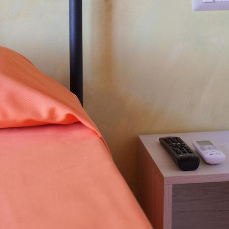 מרינה די קמרוטה Case Vacanze La Quercia מראה חיצוני תמונה